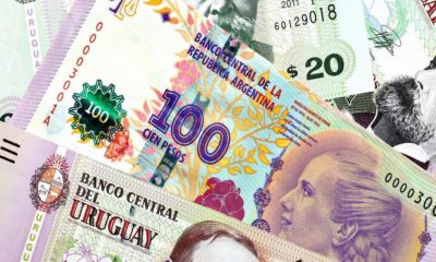 ¿Cómo pasar pesos argentinos a uruguayos?